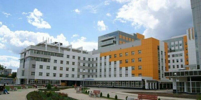 Краснодарских врачей обязали ежедневно давать СМИ хорошие новости про больницы (2 фото)