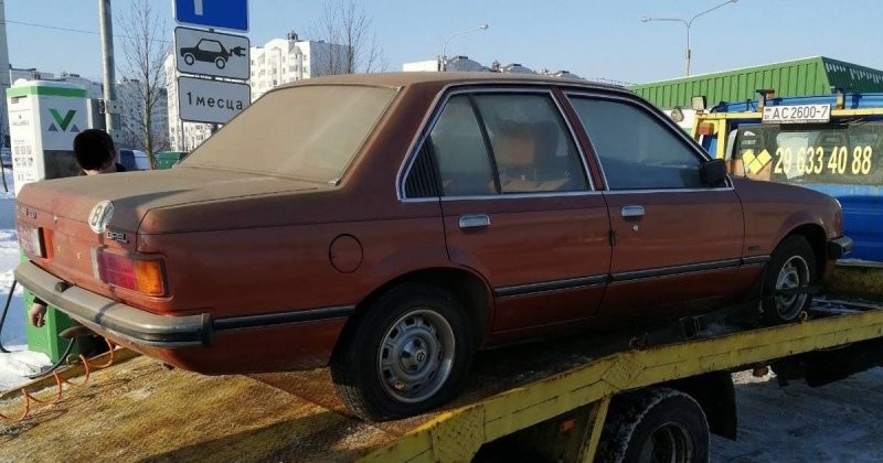 История 40-летнего Opel Rekord с небольшим пробегом из Белоруссии (25 фото)