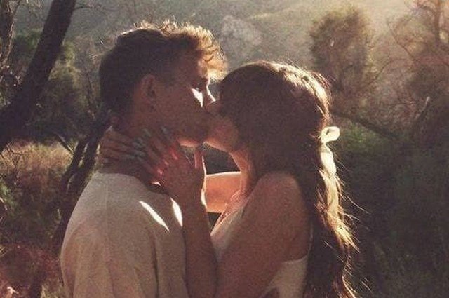Актриса фильмов для взрослых Райли Рид (Riley Reid) выходит замуж за Павла Петкуна (14 фото + видео)