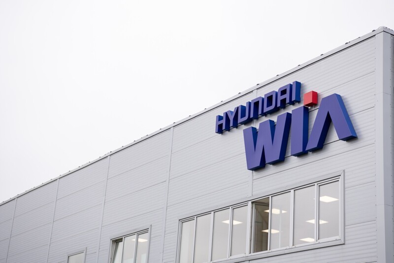Hyundai открыла новый завод в России (7 фото)