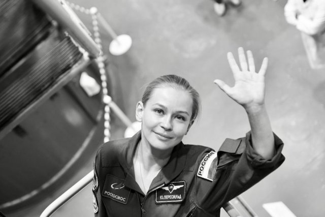 Актриса Юлия Пересильд и режиссер Клим Шипенко отправились в космос, чтобы снять фильм (20 фото + видео)