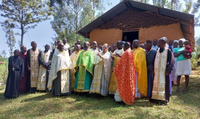РПЦ провела в Африке свою первую литургию (3 фото + видео)