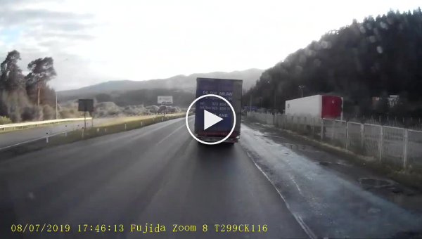 Нет тормозов, помоги! - авария на трассе М5 Урал (мат)