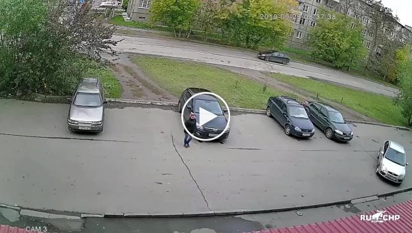 Пьяная дама показала чудеса парковки в Челябинске