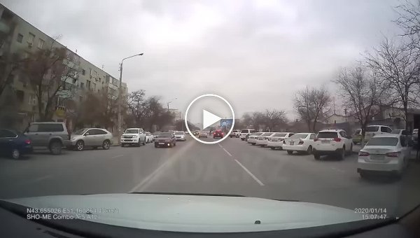 Момент смертельного наезда на пешехода в Казахстане