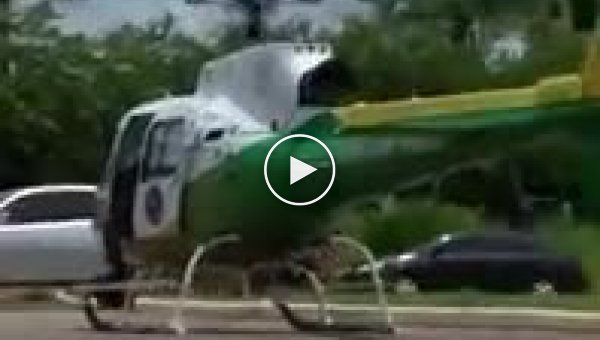 Вертолёт столкнулся винтами с грузовиком, перевозившим медицинские отходы