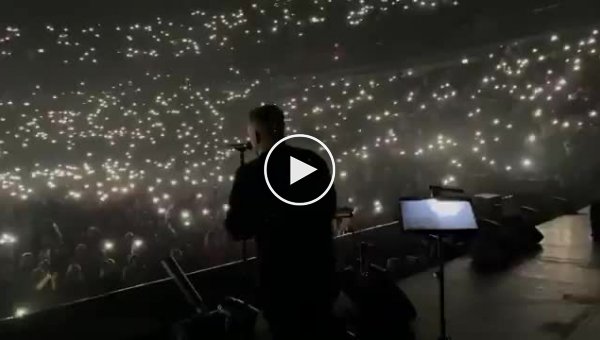 Баста собрал 10 тысяч человек на концерте в Санкт-Петербурге во время пандемии коронавируса