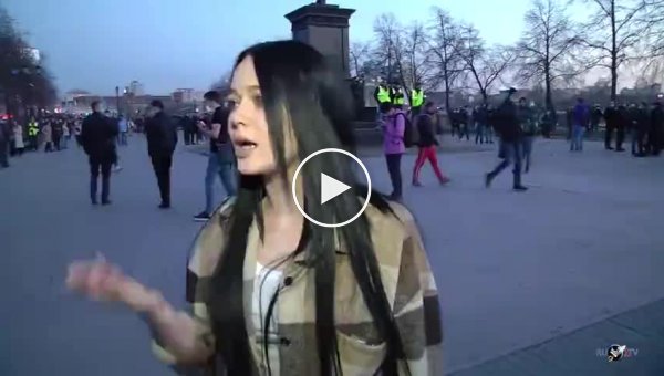 Сильная речь девушки к силовикам в Челябинске