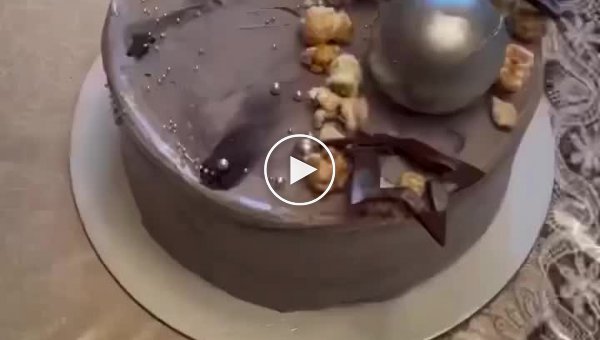 Как правильно разрезать торт