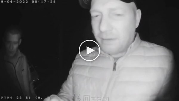 Два пьяных товарища из Курска и неприступный домофон