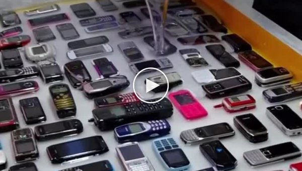 Как правильно пристроить старые мобильные телефоны